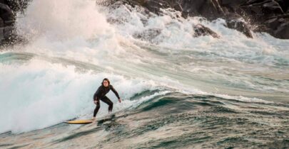 clare-surf